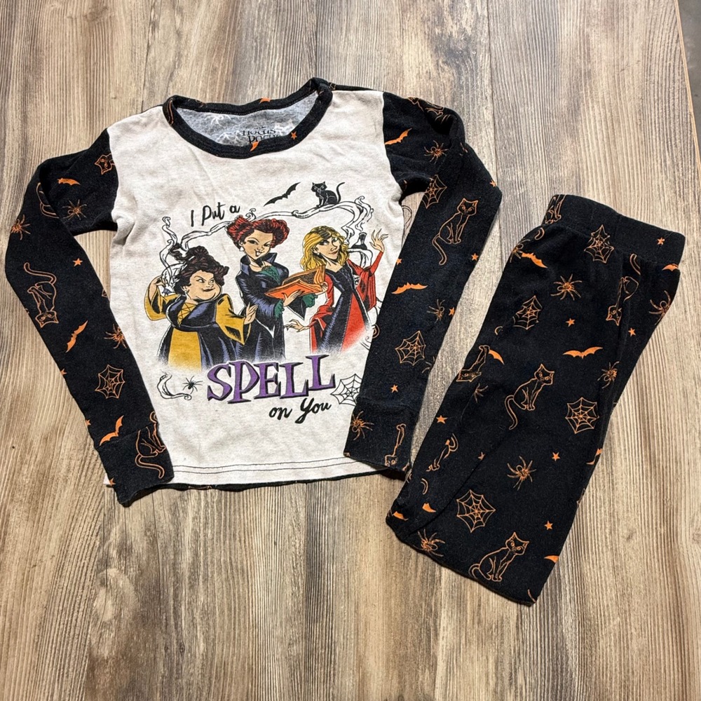 Disney Hocus Pocus Pajama Set Black Orange Sanderson Sisters Kidcore